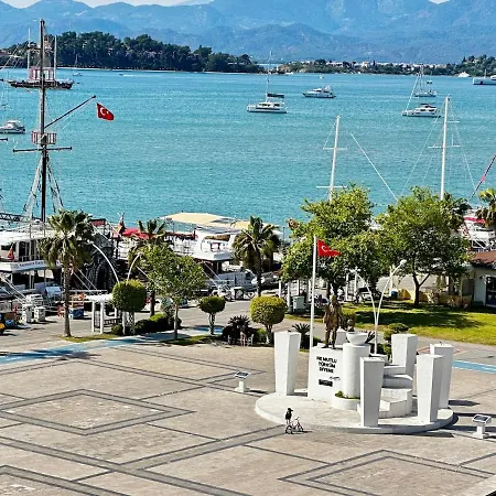 Ultra Luxury Dallas In Marina